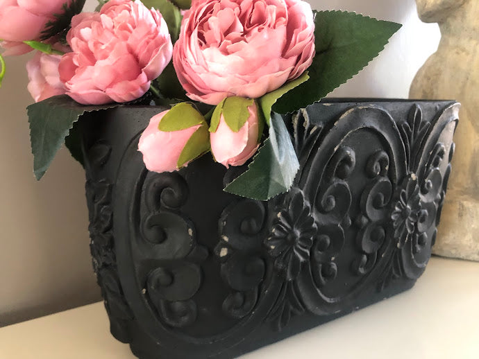 Ornate Black Floral Vase – Vintage-Inspired Decorative Planter